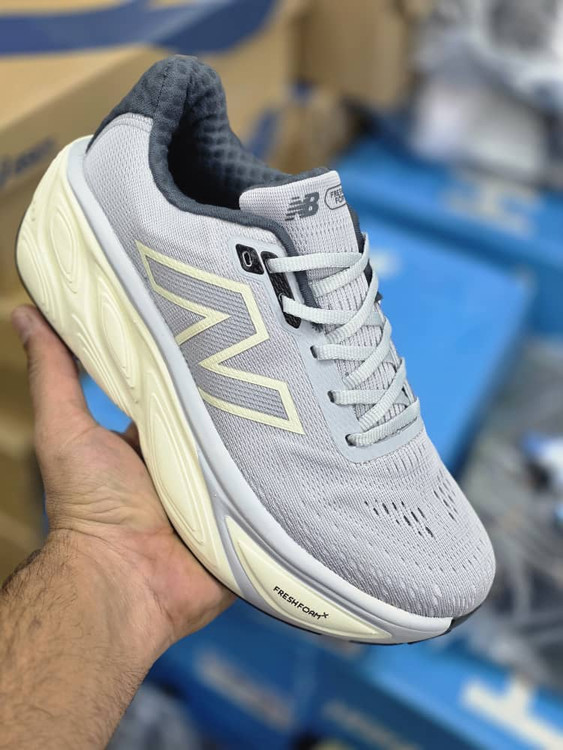 کتونی ویتنامی نیوبالانس 880 رانینگ/ Newbalance 880 vietnam running/ساخت ویتنام /سایز ۴۰ تا ۴۵/فروش عمده و تک/