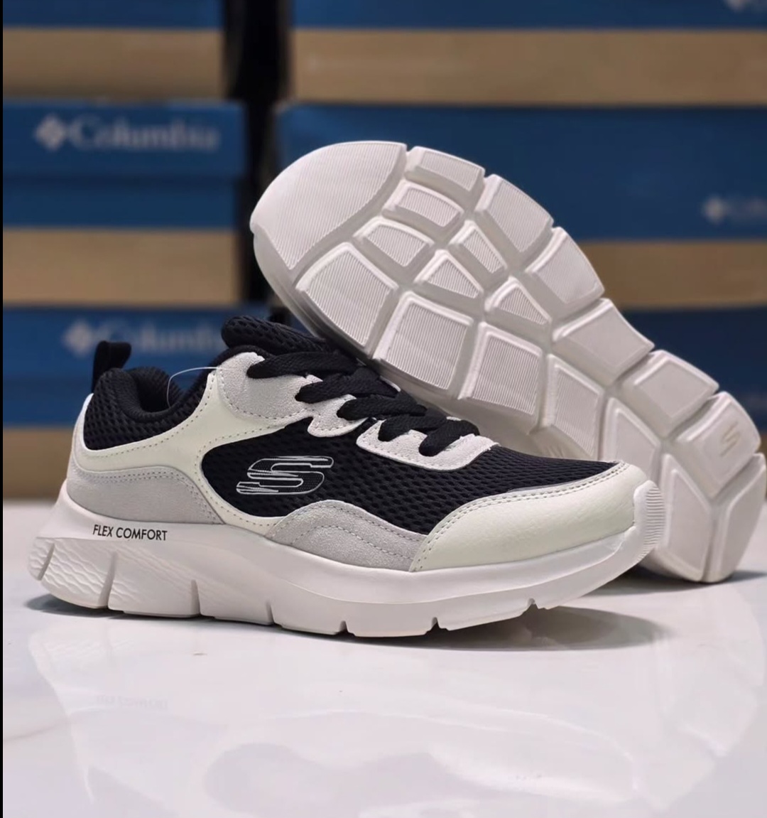 کفش اسکیچرز طبی و سبک مدل comfort flex /سایز ۳۷ الی ۴۰/ساخت ویتنام /فروش عمده و تک