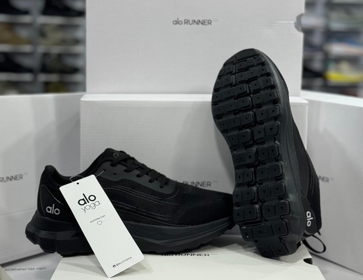 الو Alo Yoga Alo Runner sneakers/ساخت ویتنام/سایز ۴۰تا ۴۵/فروش عمده و تک/ضمانت کالا