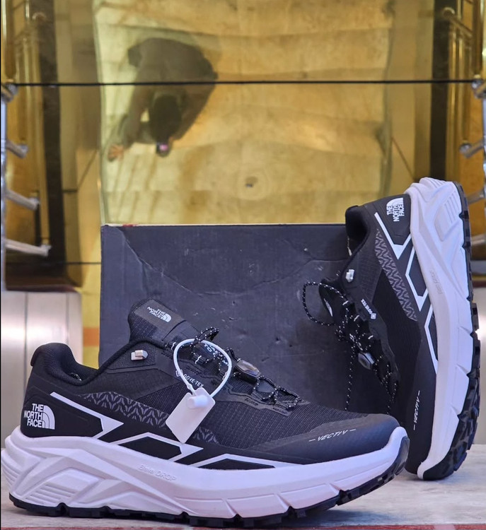 کتونی نورث فیس ضدآب/سایز 40 الی 45 /NorthFaceI/ ساخت ویتنام