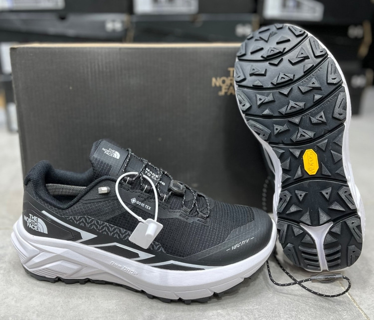 کفش نورث فیس ضدآب/سایز 40 الی 45 /NorthFaceI/ ساخت ویتنام /فروش عمده و تک