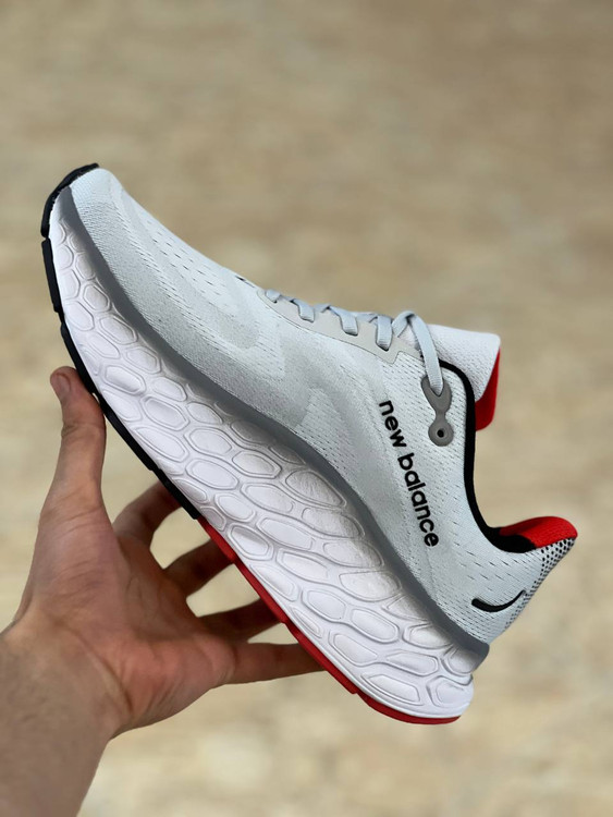 کفش رانینگ و پیاده روی نیوبالانس New balance Fresh Foam 1080