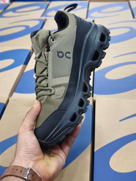 کتونی آن رانینگ گورتکس ضد آب | On Running Cloud tech phase Gore Tex/ساخت ویتنام/سایز ۴۰ تا ۴۵/فروش عمده و تک
