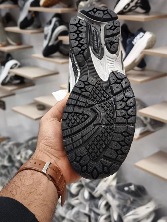 کتونی نیوبالانس ۱۹۰۶/Newbalance 1906/ ساخت ویتنام/سایز40 الی45/ فروش بصورت عمده و تک/ضمانت کالا