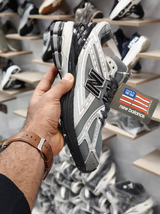 کتونی نیوبالانس ۱۹۰۶/Newbalance 1906/ ساخت ویتنام/سایز40 الی45/ فروش بصورت عمده و تک/ضمانت کالا