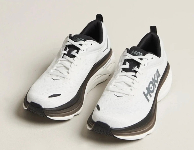 کتونی باندی۸/Hoka bondi 8/ساخت ویتنام/مستر کوالیتی A/سایز ۴۰ تا ۴۵/کیفیت مستر کوالیتی/فروش عمده وتک همراه با جعبه بارکددار