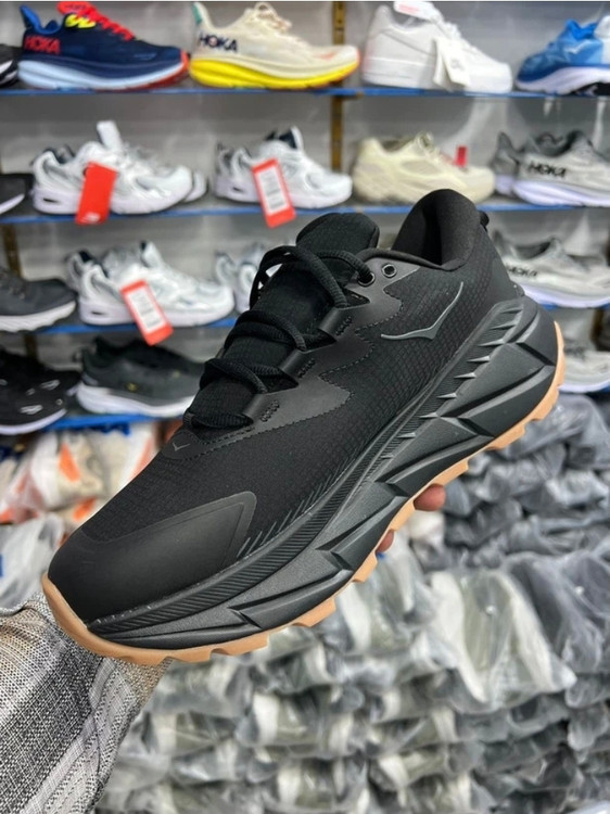 Hoka skyline shoes گورتکس کف ویبرام ساخت ویتنام مدلskyline-float