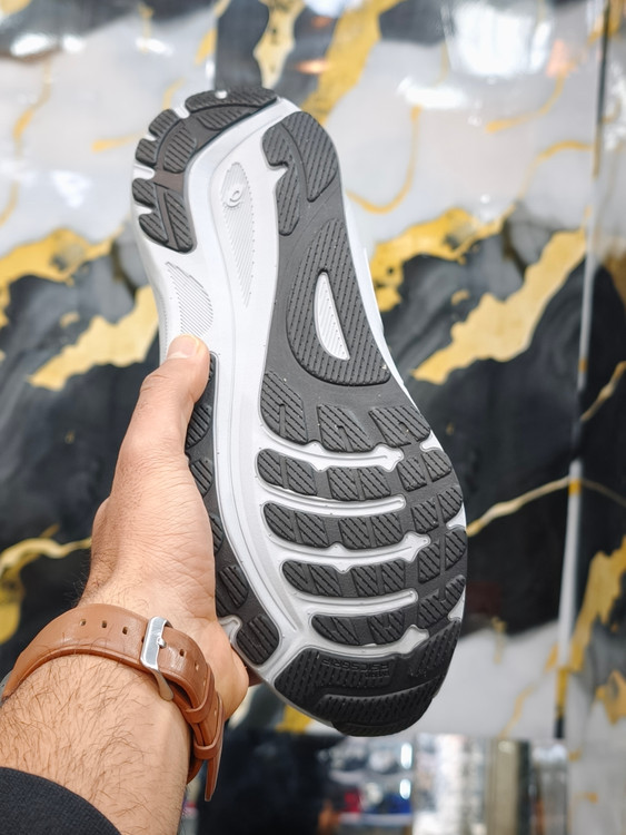 کتونی اسیکس ژل کایانو ۳۴/Asics Gel Kayano 34/ساخت ویتنام/سایز 40 الی 45/فروش عمده و تک