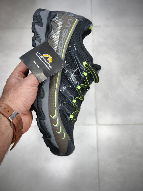 کتونی لاسپورتیوا آکاشا ساخت ویتنام La Sportiva Akasha/سایز ۴۰ تا ۴۵/جعبه بارکددار فروش عمده و تک