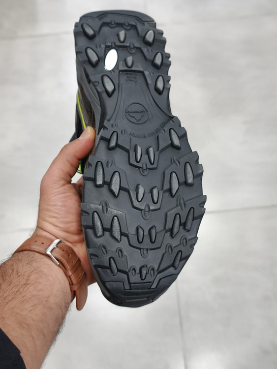 کتونی طبیعت گردی لاسپورتیوا آکاشا ساخت ویتنام La Sportiva Akasha/سایز ۴۰ تا ۴۵/جعبه بارکددار فروش عمده و تک