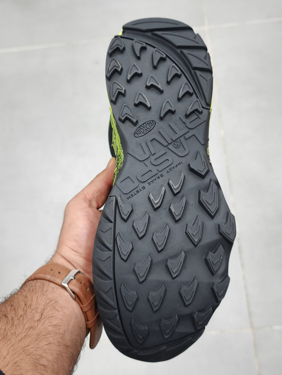 کتونی طبیعت گردی لاسپورتیوا آکاشا ساخت ویتنام La Sportiva Akasha/سایز ۴۰ تا ۴۵/جعبه بارکددار فروش عمده و تک