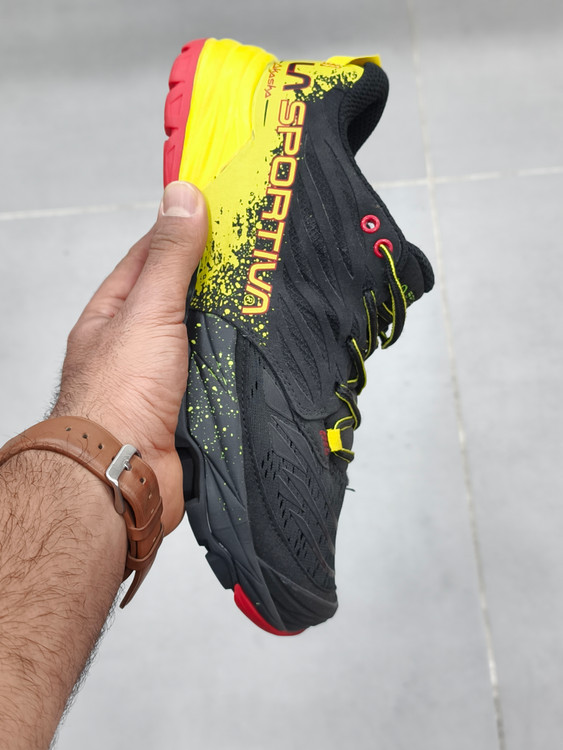 کتونی طبیعت گردی لاسپورتیوا آکاشا ساخت ویتنام La Sportiva Akasha/سایز ۴۰ تا ۴۵/جعبه بارکددار فروش عمده و تک