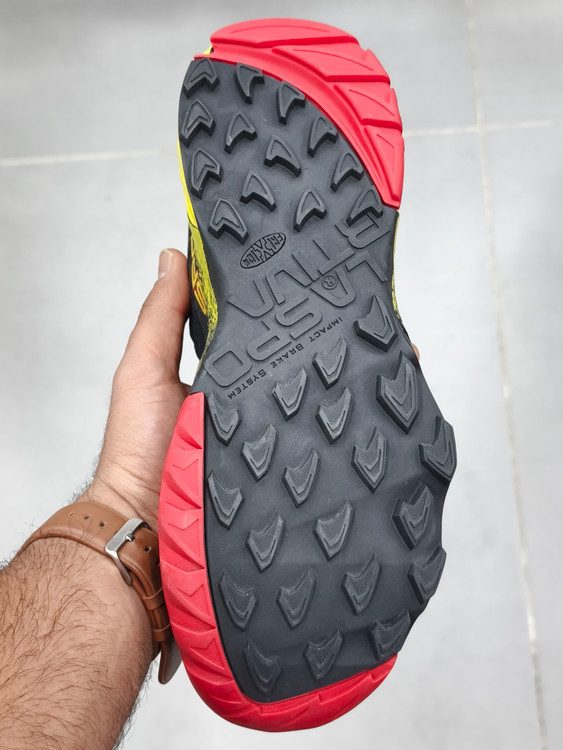 کتونی طبیعت گردی لاسپورتیوا آکاشا ساخت ویتنام La Sportiva Akasha/سایز ۴۰ تا ۴۵/جعبه بارکددار فروش عمده و تک