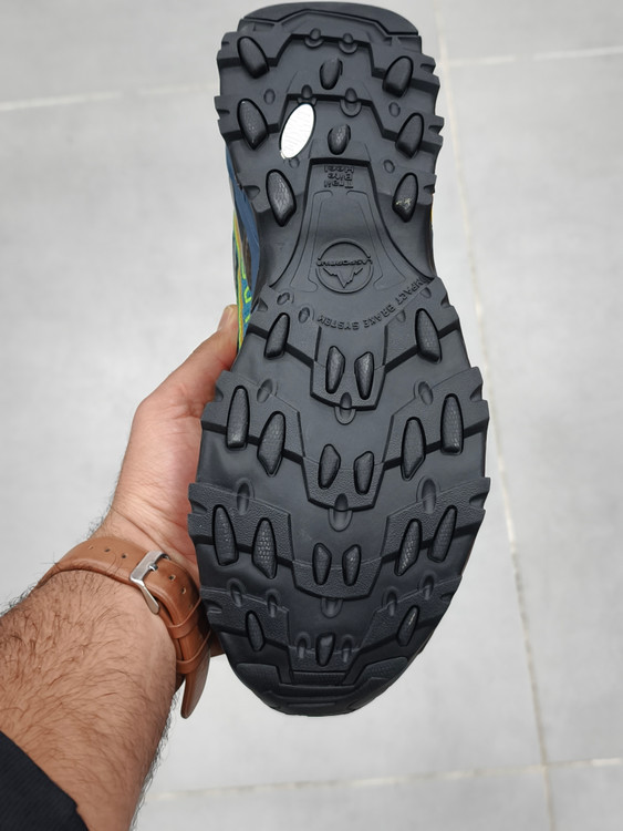 کتونی طبیعت گردی لاسپورتیوا آکاشا ساخت ویتنام La Sportiva Akasha/سایز ۴۰ تا ۴۵/جعبه بارکددار فروش عمده و تک