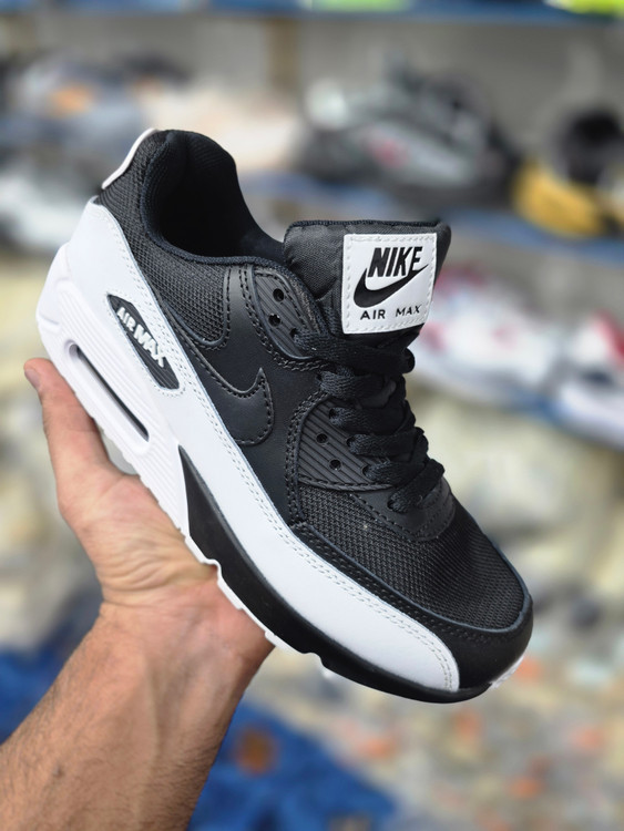 کتونی نایک ایرمکس/Nike air max vietnam/ساخت ویتنام/سایز ۴۰ تا ۴۵/فروش بصورت عمده و تک