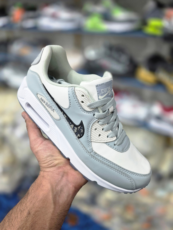 کتونی نایک ایرمکس/Nike air max vietnam/ساخت ویتنام/سایز ۴۰ تا ۴۵/فروش بصورت عمده و تک