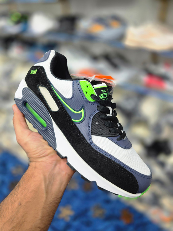 کتونی نایک ایرمکس/Nike air max vietnam/ساخت ویتنام/سایز ۴۰ تا ۴۵/فروش بصورت عمده و تک
