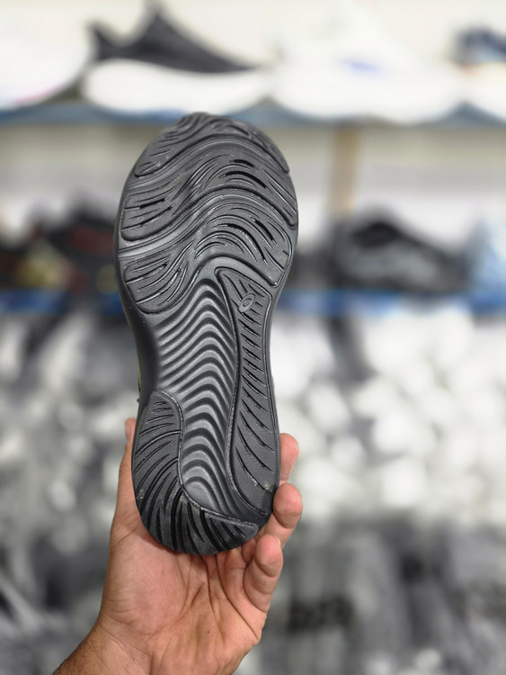 اسیکس ضد آب مدل ژل پلاس 14/ Asics Gel_pulse 14 Gore tex/مسترکوالیتی A/سایز ۴۰ تا ۴۵ همراه با جعبه بارکد دار/فروش تک و عمده