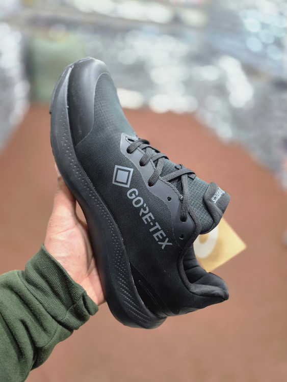 اسیکس ضد آب مدل ژل پلاس 14/ Asics Gel_pulse 14 Gore tex/مسترکوالیتی A/سایز ۴۰ تا ۴۵ همراه با جعبه بارکد دار/فروش تک و عمده