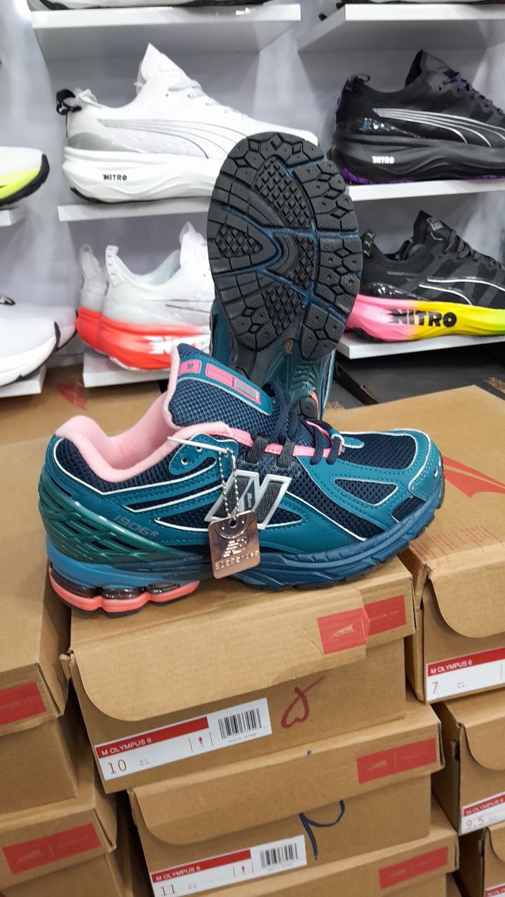 کفش نیوبالانس ۱۹۰۶/Newbalance 1906/ سایز۴۰الی ۴۵/ساخت ویتنام/فروش بصورت عمده و تک/ضمانت کالا