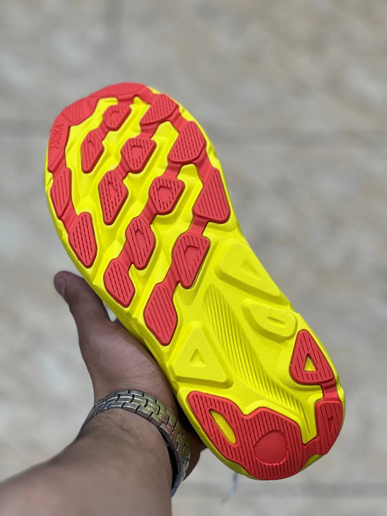 هوکا کلیفتون 9/ Hoka Clifton9/ساخت ویتنام/فروش بصورت عمده و تک . سایز ۴۰ تا ۴۵