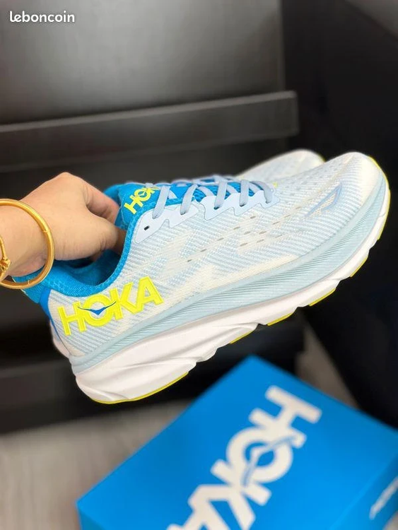 هوکا کلیفتون 9/ Hoka Clifton9/ساخت ویتنام/فروش بصورت عمده و تک . سایز ۴۰ تا ۴۵