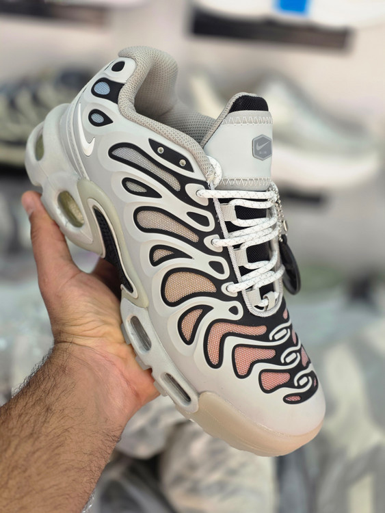 کتونی نایک کپسولی مدل Nike AiA Tn ساخت ویتنام سایز 41 تا ۴۵کیفیت بالا