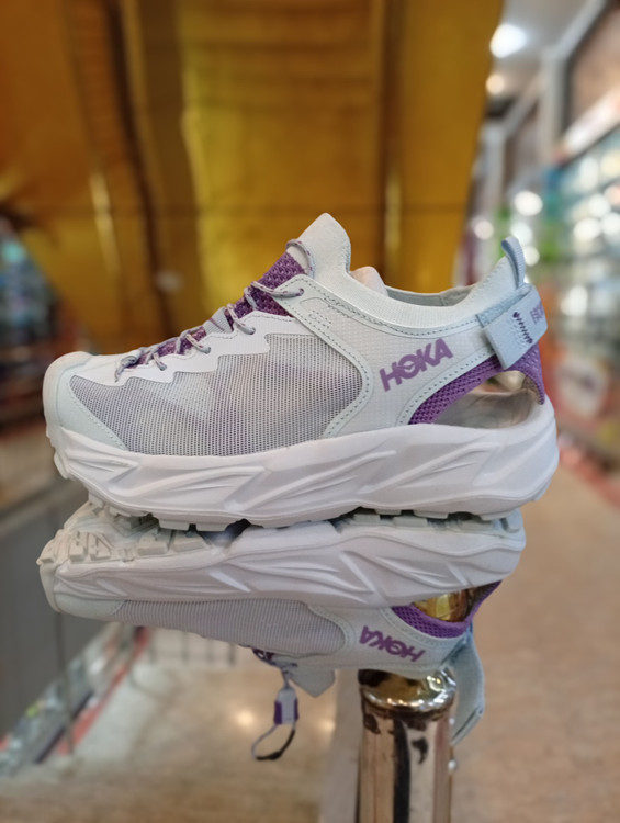 صندل ویتنامی هوکا/Hoka Vietnam /ساخت ویتنام/سایز ۴۰ تا ۴۵/تنوع در چندین رنگ جذاب فروش بصورت عمده و تک