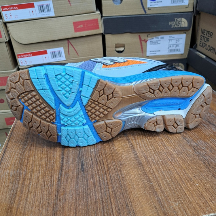 کتونی نیوبالانس ۱۹۰۶/Newbalance 1906/ سایز۴۰الی ۴۵/ساخت ویتنام/فروش بصورت عمده و تک/ضمانت کالا