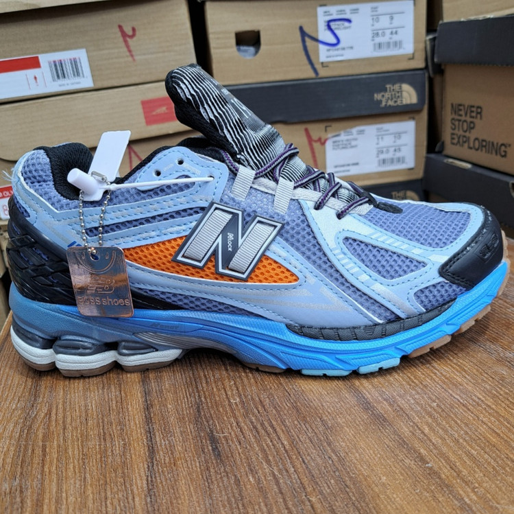 کتونی نیوبالانس ۱۹۰۶/Newbalance 1906/ سایز۴۰الی ۴۵/ساخت ویتنام/فروش بصورت عمده و تک/ضمانت کالا
