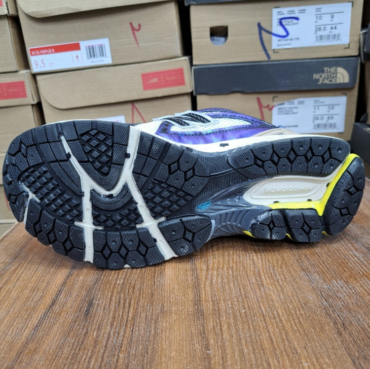 کفش ویتنامی نیوبالانس ۱۹۰۶/Newbalance 1906/ سایز۴۰الی ۴۵/ساخت ویتنام/فروش بصورت عمده و تک/ضمانت کالا