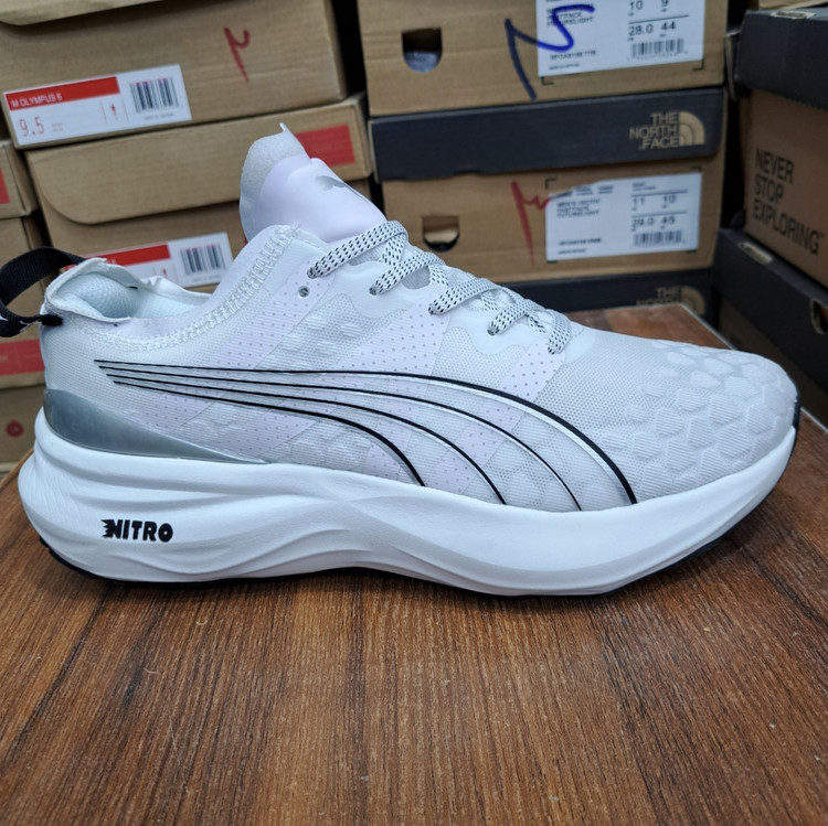 کتونی پوما نیترو3/ Puma nitro3/ساخت ویتنام/سایز ۴۰ تا ۴۵/مسترکوالیتی/ضمانت کالا فروش عمده و تک