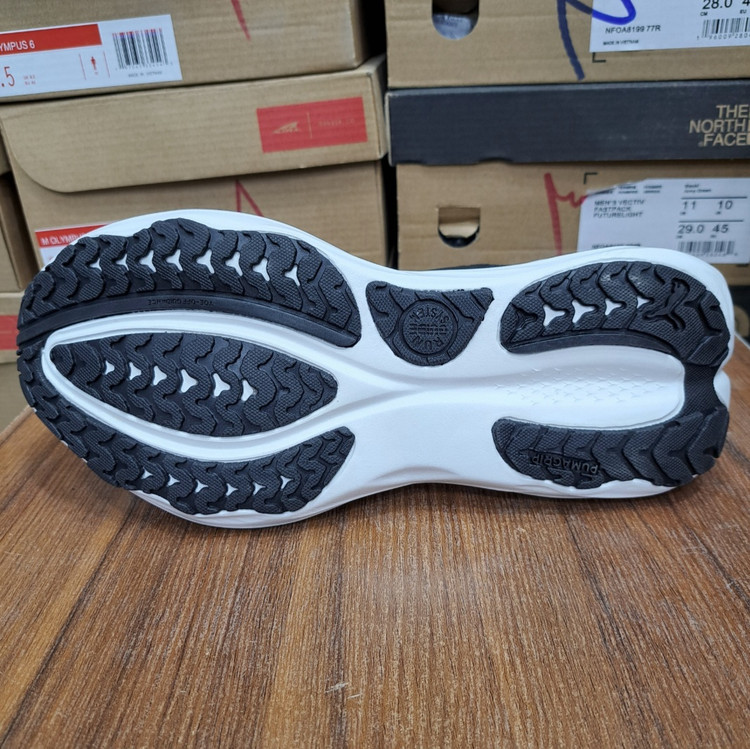 کفش پوما نیترو3/ Puma nitro3/ساخت ویتنام/سایز ۴۰ تا ۴۵/مسترکوالیتی/ضمانت کالا فروش عمده و تک