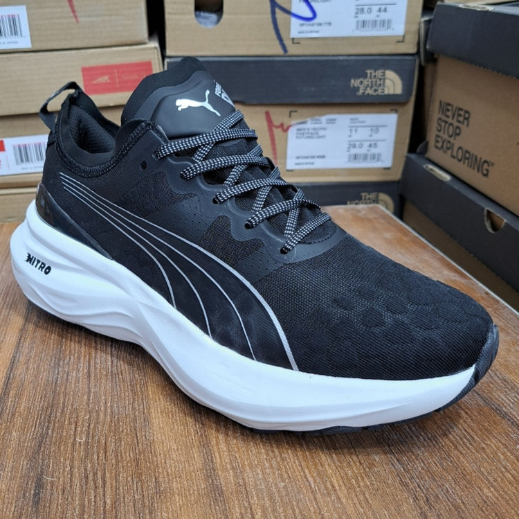 کتونی ویتنامی پوما نیترو3/ Puma nitro3/ساخت ویتنام/سایز ۴۰ تا ۴۵/مسترکوالیتی/ضمانت کالا فروش عمده و تک