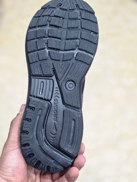 کفش بروکس گاست ۱۶رانینگ و پیاده رویی/ساخت ویتنام/Brooks Ghost ۱۶/سایز ۴۰تا ۴۵/فروش عمده و تک