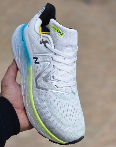 کتونی رانینگ و پیاده روی نیوبالانس فرش فوم newbalance fresh foam /ساخت ویتنام/ کیفیت مستر کوالیتی A / سایز ۴۰ الی ۴۵