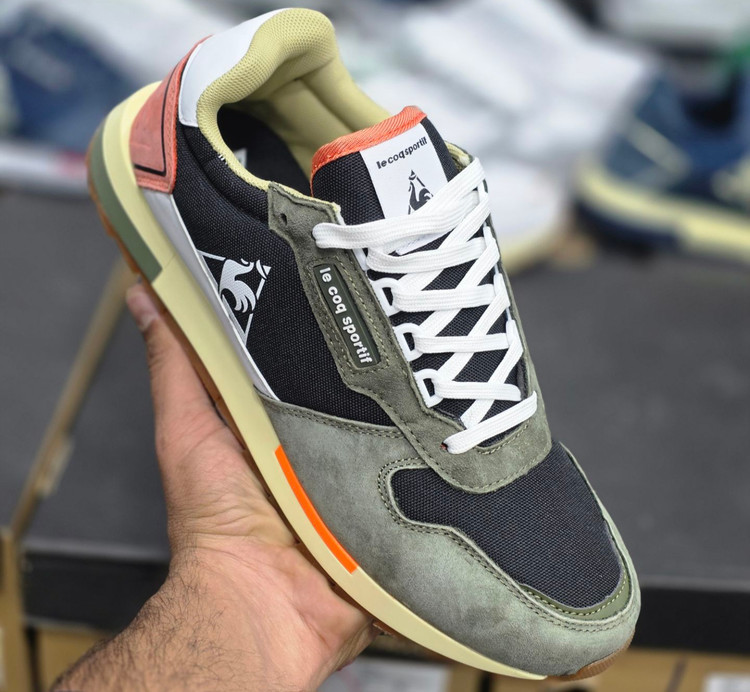 کتونی ویتنامی خروس نشان le coq sportif / ساخت ویتنام کیفیت مسترکوالیتی A / سایز ۴۰ الی ۴۵/ضمانت کالا