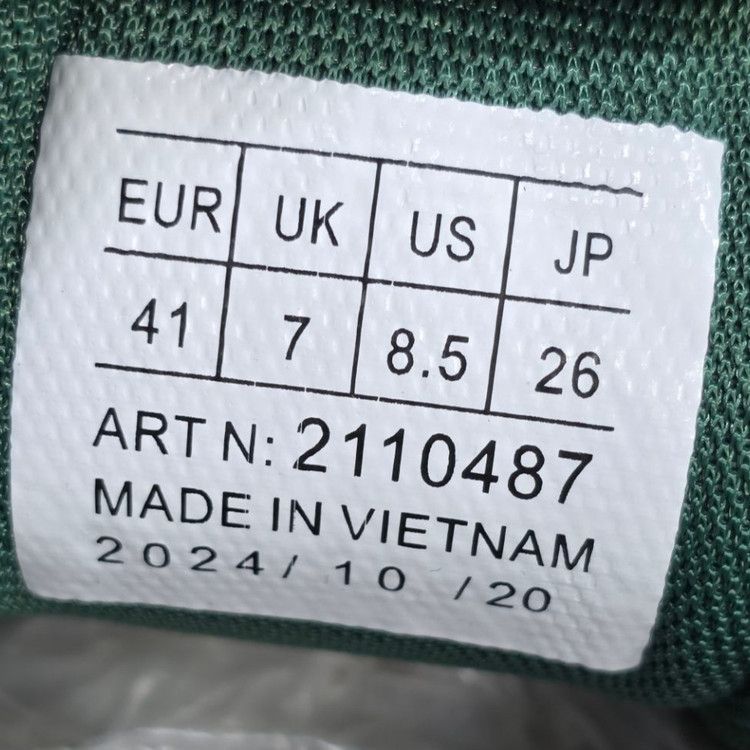 کتونی خروس نشان le coq sportif / ساخت ویتنام / سایز ۴۰ الی ۴۵/ضمانت کالا/فروش تک و عمده