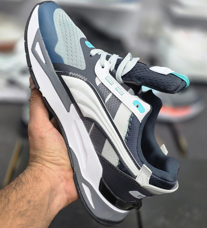 کتونی اسپرت پوما / PUMA / ساخت ویتنام سایز ۴۰ الی ۴۵/فروش بصورت تکی و عمده