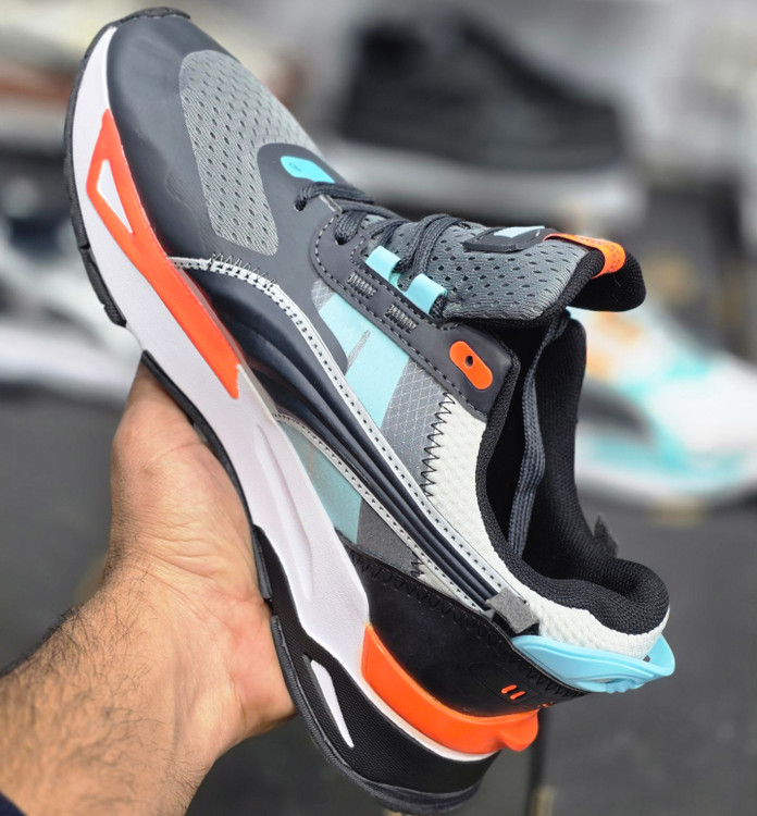 کتونی اسپرت پوما / PUMA / ساخت ویتنام سایز ۴۰ الی ۴۵/فروش بصورت تکی و عمده