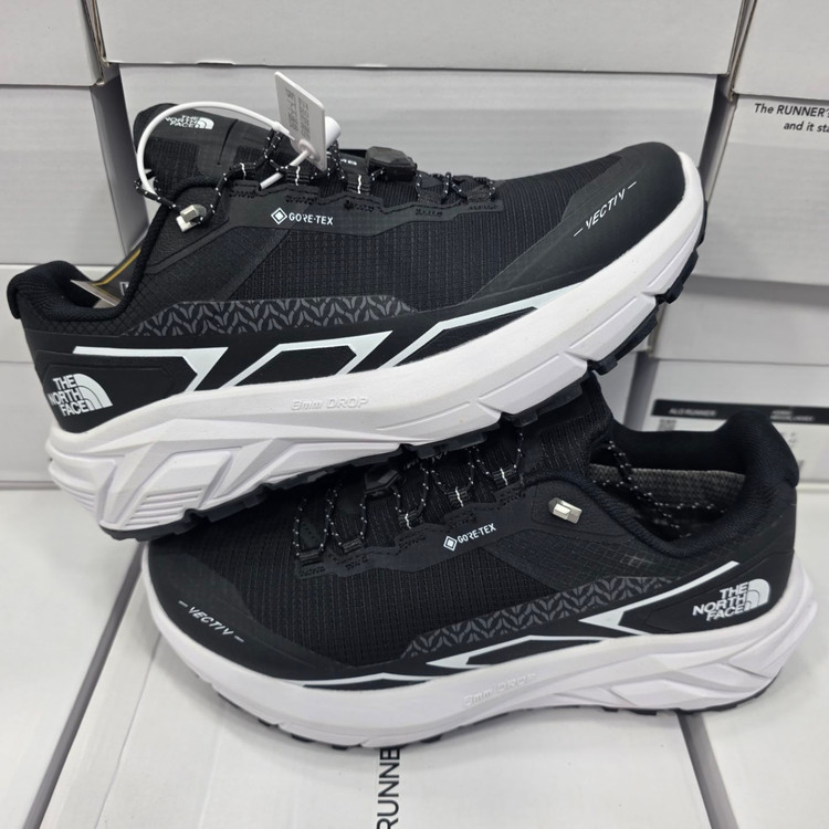 کفش نورث فیس ضدآب/سایز 40 الی 45 /NorthFaceI/ ساخت ویتنام /فروش عمده و تک