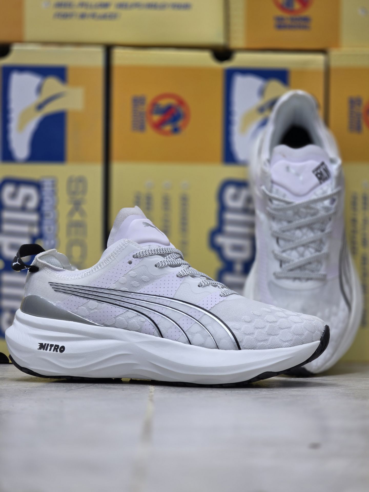 کتونی پوما نیترو3/ Puma nitro3/ساخت ویتنام/سایز ۴۰ تا ۴۵/مسترکوالیتی/ضمانت کالا فروش عمده و تک