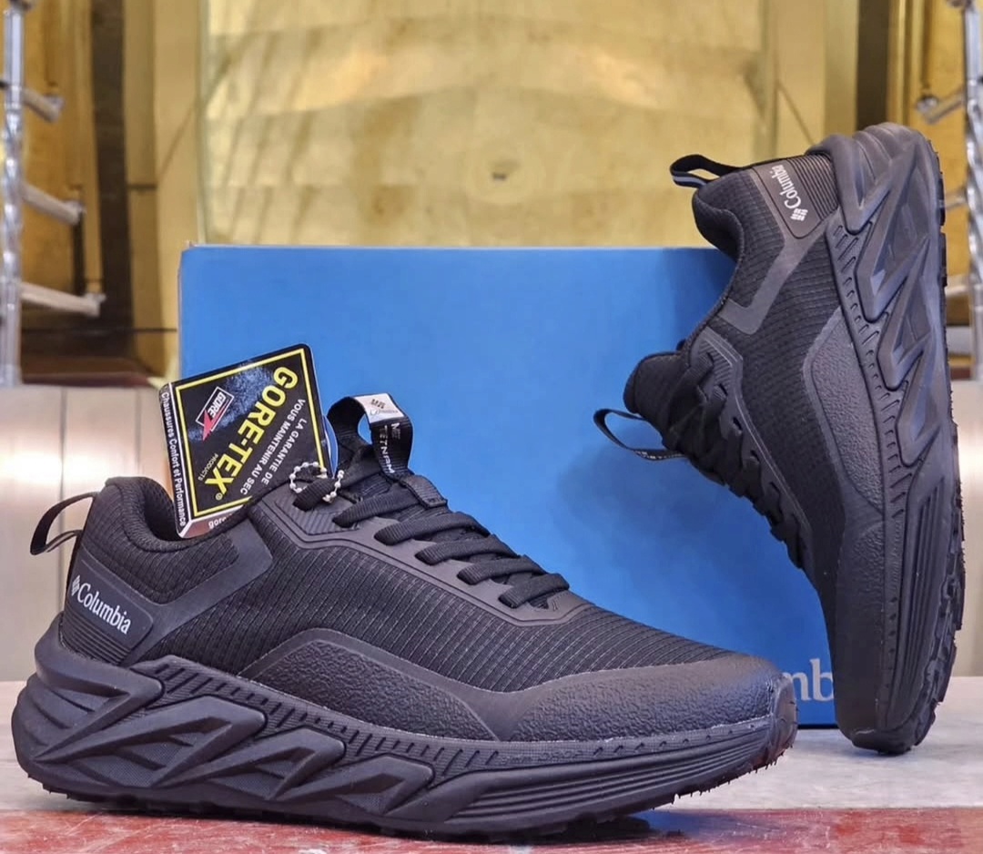 کتونی کلمبیا/Columbia waterproof/ضد آب گورتکس ساخت ویتنام/سایز 40 الی 45/فروش عمده و تک
