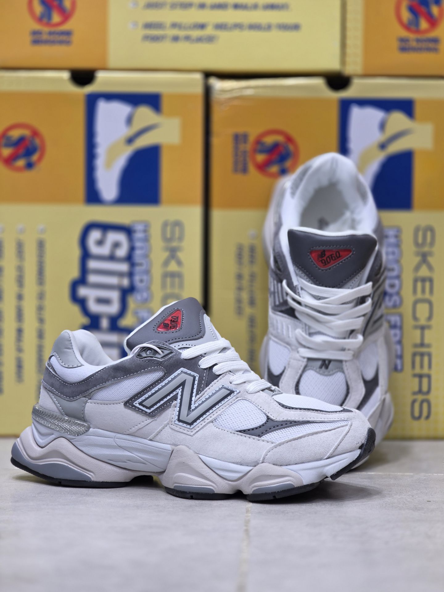 کتونی ویتنامی نیوبالانس ۹۰۶۰/ Newbalance 9060/ ساخت ویتنام/ سایز ۴۰الی ۴۵ فروش عمده و تک