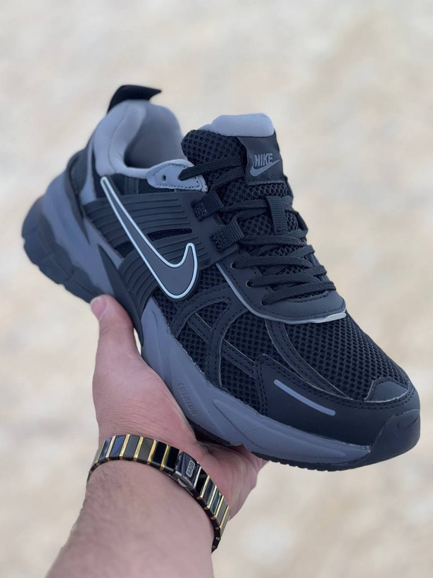 کتونی نایک وی تو کی Nike V2k Run/ساخت ویتنام/سایز ۴۰الی ۴۵/باجعبه بارکد دار