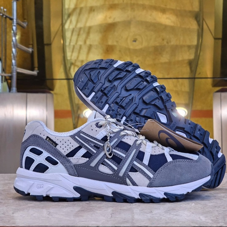 کفش اسیکس ژل سوناما ۱۵ گورتکس/Asics Gel Sonama 15/ساخت ویتنام /سایز 40 الی 45/ فروش عمده و تک