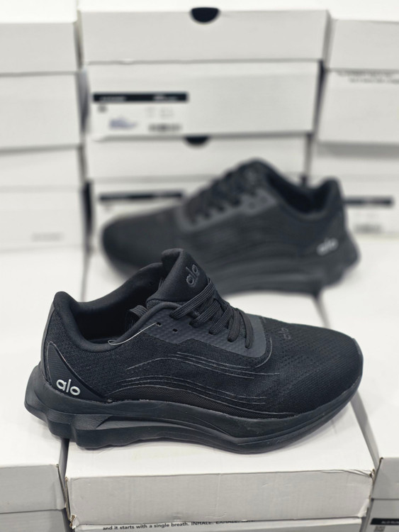 کتونی ویتنامی الو Alo Yoga Alo Runner sneakers/ساخت ویتنام/سایز ۴۰تا ۴۵/فروش عمده و تک/ضمانت کالا