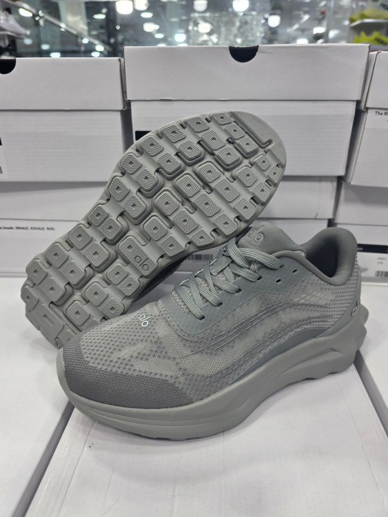 کتونی ویتنامی الو Alo Yoga Alo Runner sneakers/ساخت ویتنام/سایز ۴۰تا ۴۵/فروش عمده و تک/ضمانت کالا