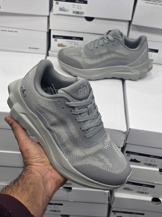 کتونی ویتنامی الو Alo Yoga Alo Runner sneakers/ساخت ویتنام/سایز ۴۰تا ۴۵/فروش تکی و عمده/ضمانت کالا
