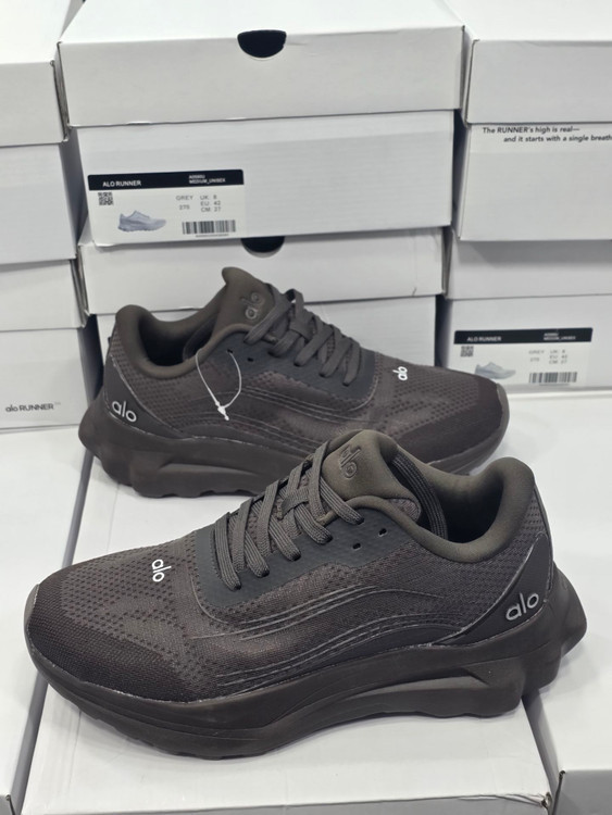 کتونی ویتنامی الو Alo Yoga Alo Runner sneakers/ساخت ویتنام/سایز ۴۰تا ۴۵/فروش عمده و تک/ضمانت کالا